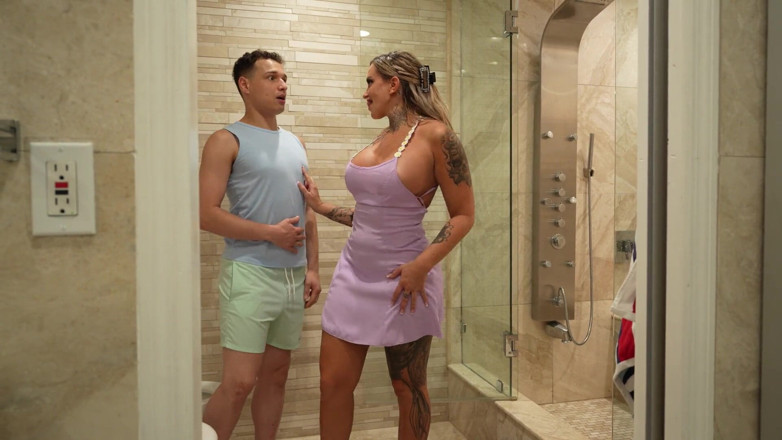 Pro Am Entertainment: The Hardest Working Stepmom W/ Big Booty MILF Stephanie Love