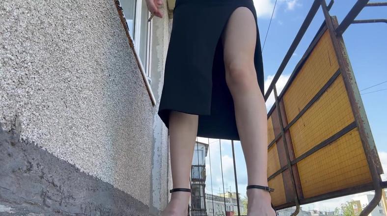 Skinny_lady69: Obří kouření Venku v sukních, ne kalhotky