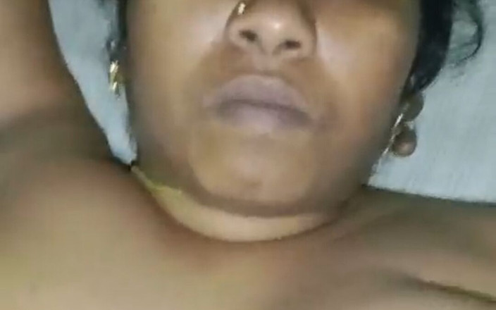 Priya kutty: 인도 아내의 섹스 영상