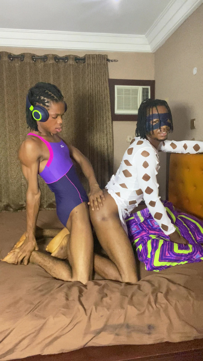 Baddestboyx: Hij smeekte om mijn sexy lul