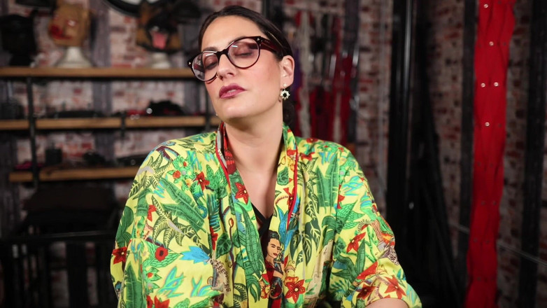 Countess diamond: Domácí zvrácení Domme - Váš snubní prsten na mém řetězu