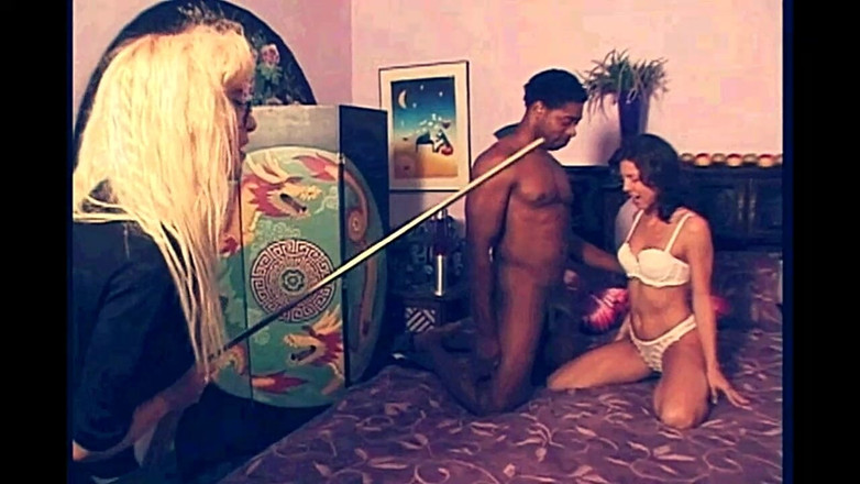 My Dirty Family: Morena toma una bbc profundamente en su coño