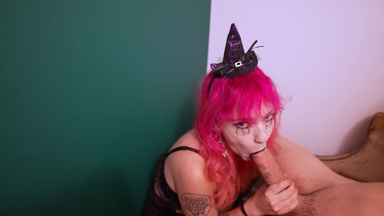 lilredvelvettt: Phù thủy co rút con cu của bạn và cucks...