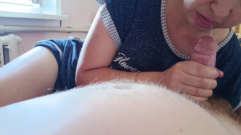 OniSoi: Morning Hand Job of Stepson's Penis, Sucking off Stepmom