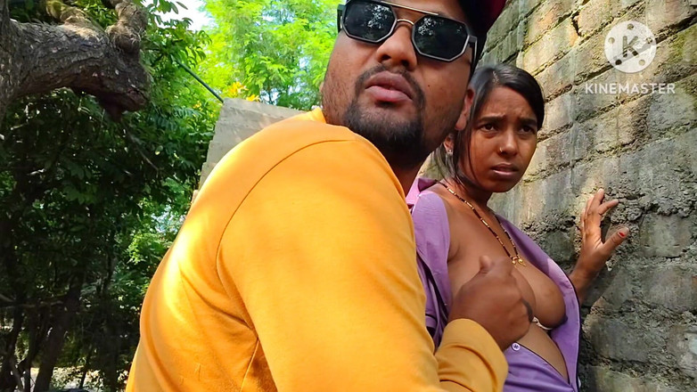 Premi pooja: Bărbat necunoscut și indiancă bhabhi sexy în aer liber, afară, distrează-te