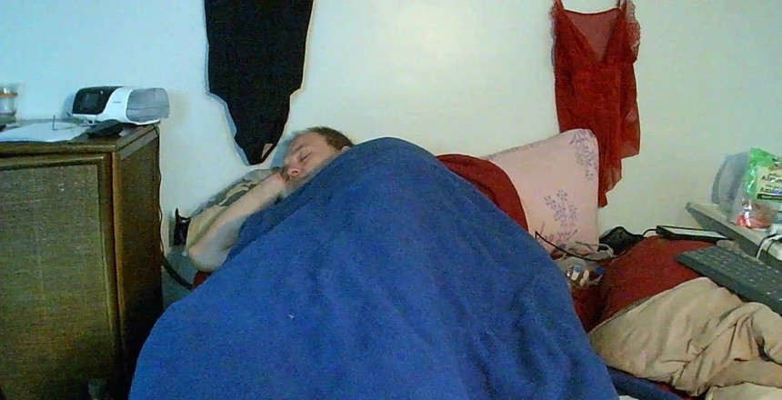 Caressonnous: În patul meu