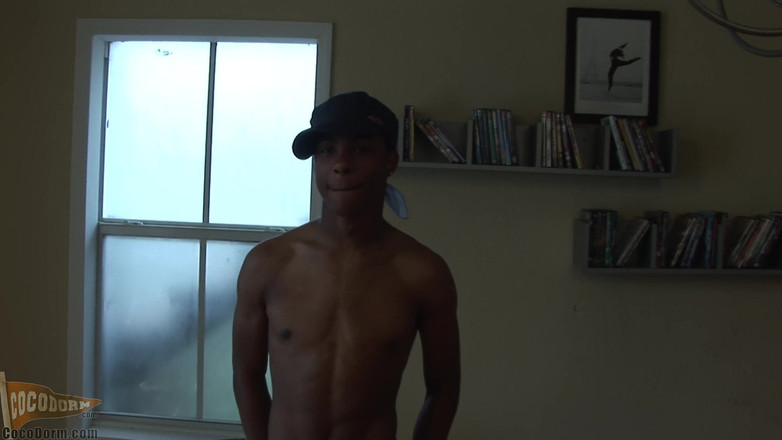 CocoDorm: Nicky Wild