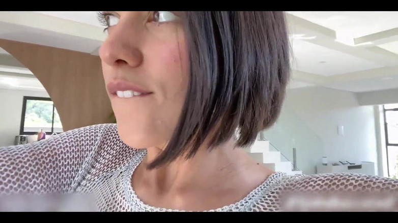 Fablazed: Pancutan mani atau Kencing? Dia teruja untuk ditangkap oleh jiran-jiran!