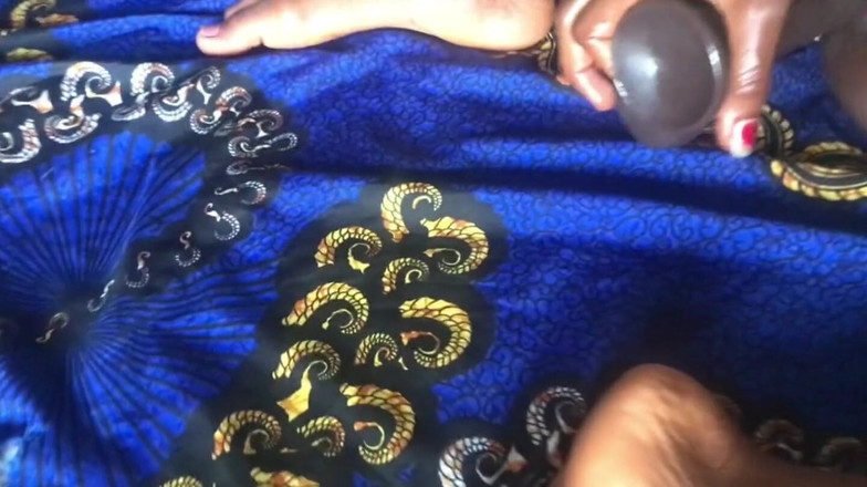 Amateur Teen Studio: Meiner stieftochter beibringen, wie man einen dildo benutzt. Ihr erstes...