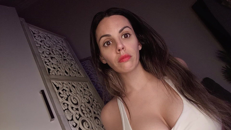 annikarain: 嫂子来住