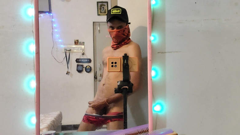 UltraHotBoy69: Feel the Lights Mirror Selfie