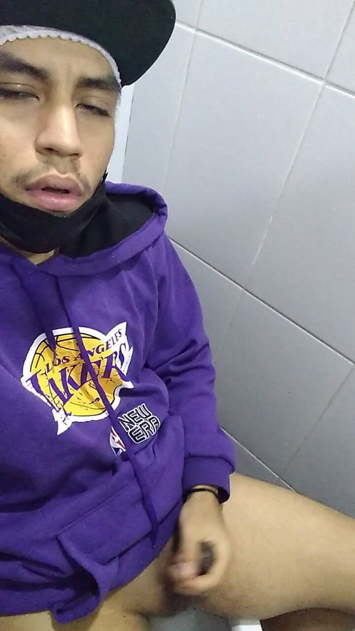 AlexAlejandro13: 隣でセクシーな女性が踊っているのを想像するのが大好きです