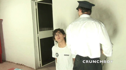 MACHO FUCKER FROM SPAIN: Fodida por policial