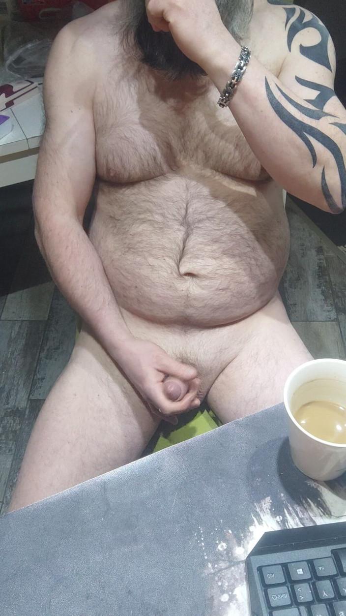 Wanker: Bere Il Caffè Del Mattino E Segarmi Il Cazzo