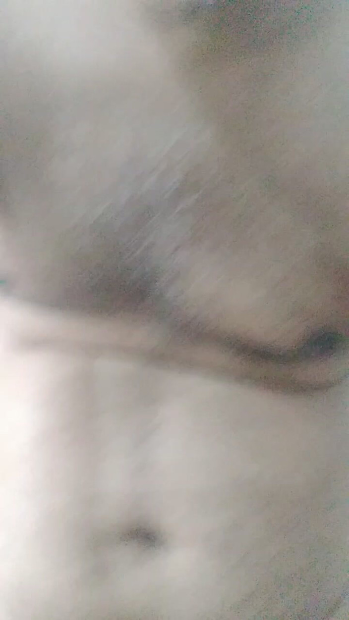 Nani Top: Solo Guy Nude Fuck for Free...