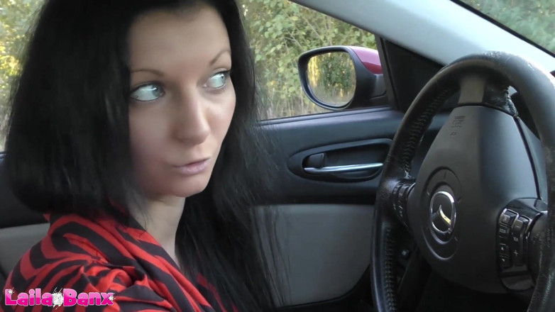 Laila Banx: Test drive frivol se termină cu pizda umplută cu spermă!!