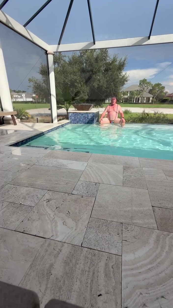 GottaLuvBB: Hanging at the Pool Made Me Horny