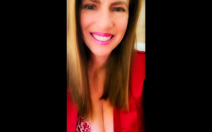 Nikki Nevada: Come Closer, Baby Just Listen
