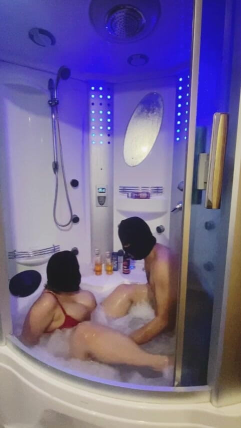 Six my and wife: Арабская горячая