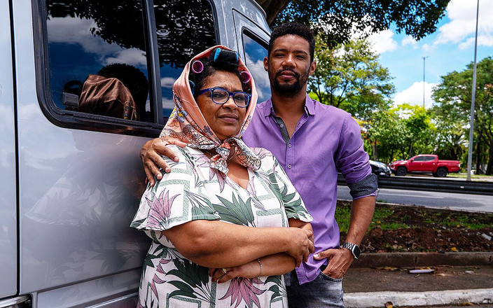 MaturePickup: Cur extrem de gras cu burta matură futută în timp ce...