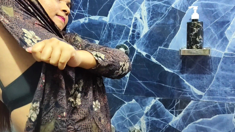 Vaigavarun45: Przyrodni brat męża sprawił, że moje marzenie się spełniło film erotyczny,...