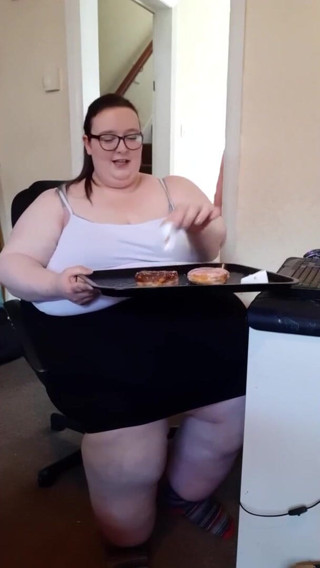 SSBBWLadyBrads: BOSS FANTASY DONUT SSBBW