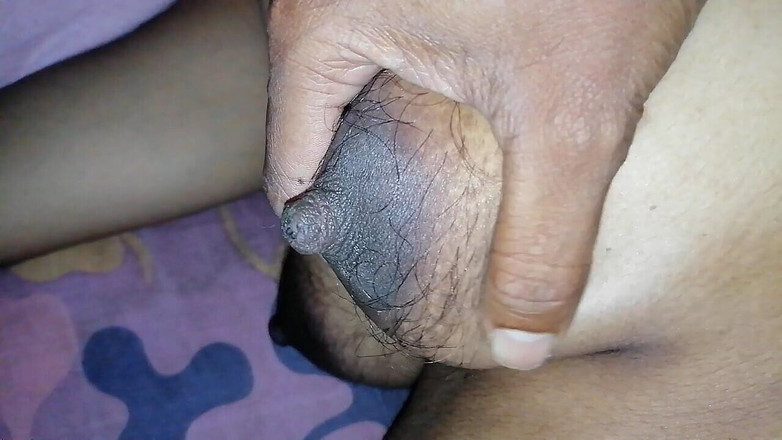 Sweety In Bed: Жена в Италии хочет размиться, прежде чем проснуться утром