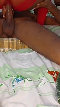 Sri Lankan Wife Gets Anal Fucked by Neighbor Boy - Cucumber Fuck