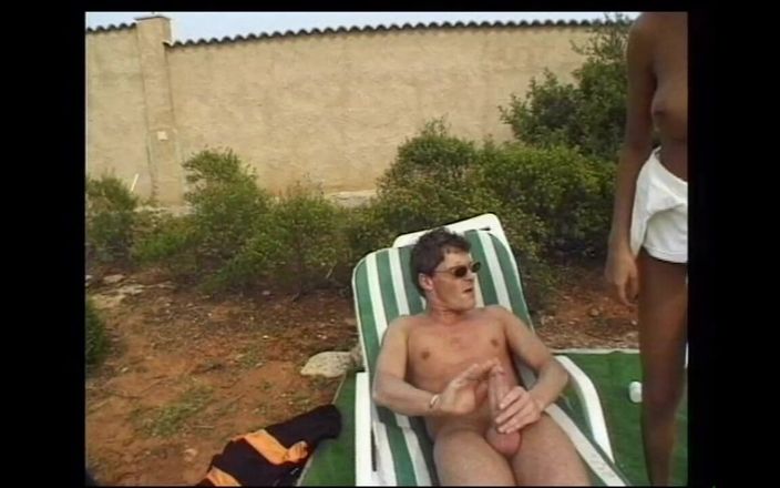 MMV films - The Original: Sex în trei cu înregistrare de acasă cu gagică țâțoasă cu pizdă păroasă...
