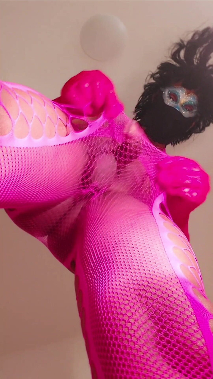 Milah CrossxxX: Milah En Fishnet Rose