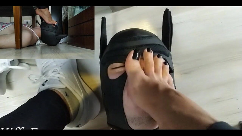 KiffaFeet: Nouvel esclave domestique