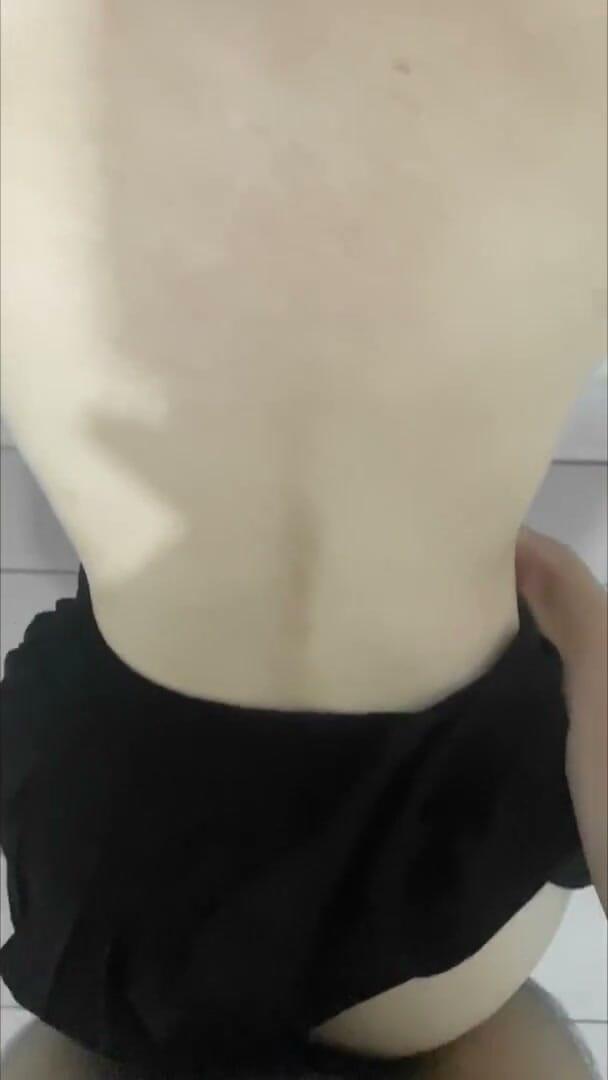 Hashini Hirunika: Kongkek gf keras