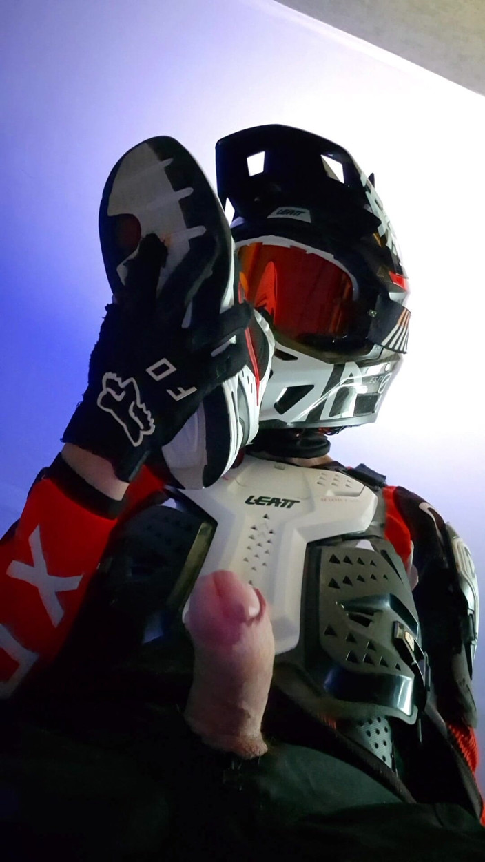 Sneakersmax98: New Nike Sneakers and My Favorite Motocross Gear Made Me...
