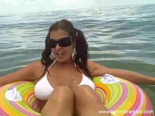 Sexxy Brandon: Sexxy Brandon: Zagubiony na morzu