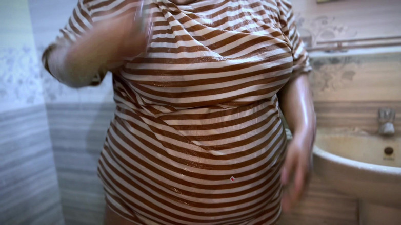 Your Boy's Cum: Bada Dodh Wali Cacci - indian cur mare și țâțe uriașe mătușă sexy...