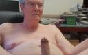 Alan in London studio: Kamera Play na Stripchat