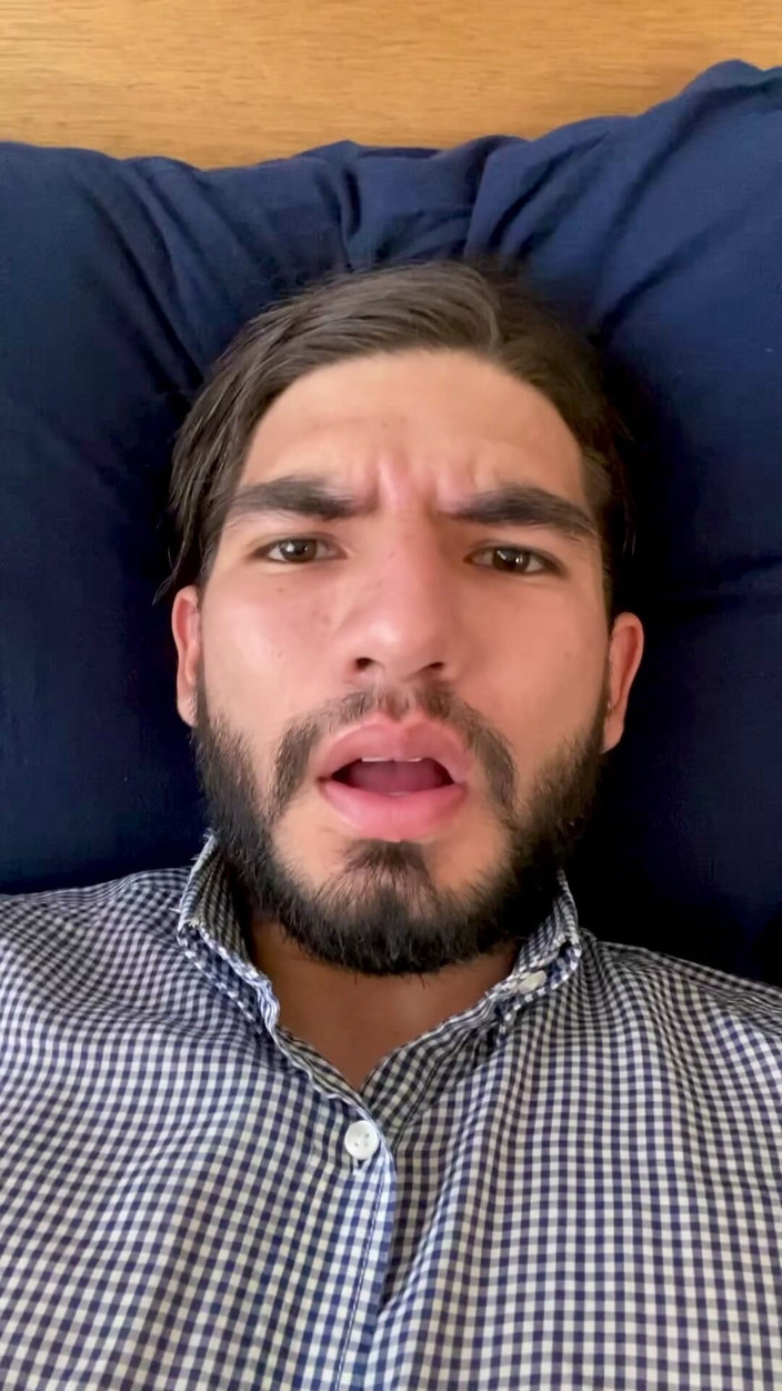 NerdycharlieXXX: Wichs me off (gesichtsbesamung)