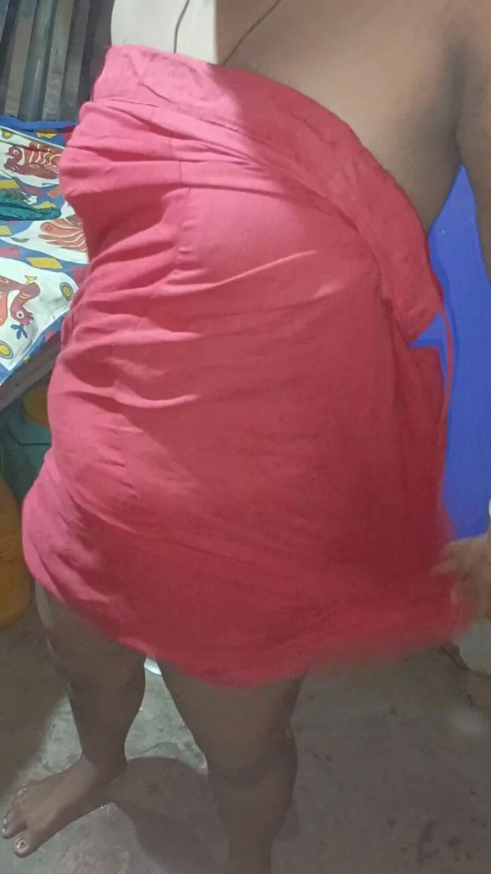 Monika Bhabhi: 義理の妹のセックスビデオを見たい場合は、フォローしてください