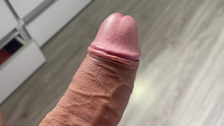 JessieRoss: Rất tiếc! Xuất tinh vào máy ảnh