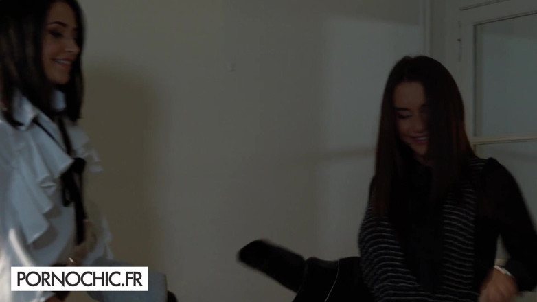 Pornochic: Noapte cu schimb de parteneri cu Avi Love și Lana Roy