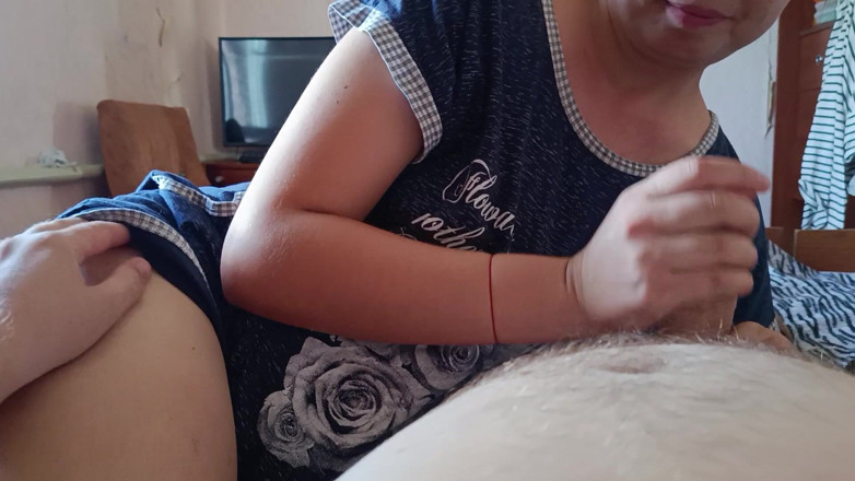 OniSoi: Morning Hand Job of Stepson's Penis, Sucking off Stepmom