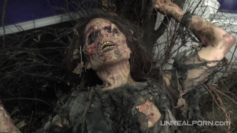 Unreal Porn: Unreal Porn 7: Zombie