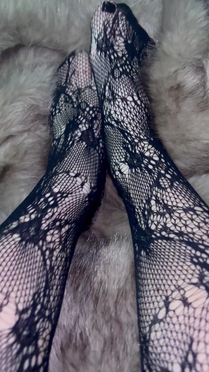 Sparrowica: Je Joue Avec Mes Jambes Dans Des Bas Et Des...