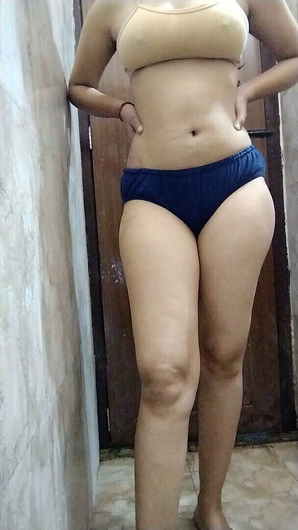 Riyathakur: Al ver la novela de la niña bengalí, el aficionado...