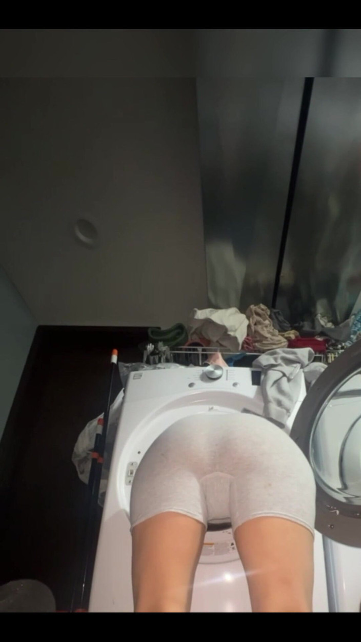 Jayla Cuateco: 洗濯をする