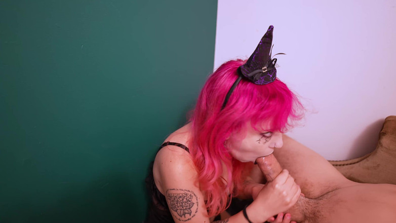 lilredvelvettt: Heks verkleint je pik en neukt je