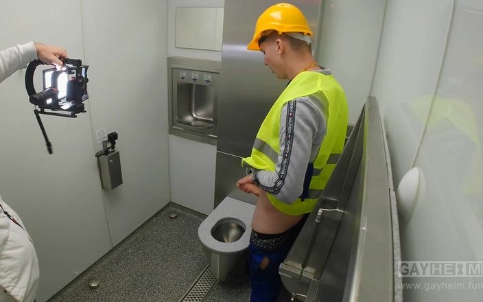 GAYheim: Rico Loko trong nhà vệ sinh München Gayheim người Đức