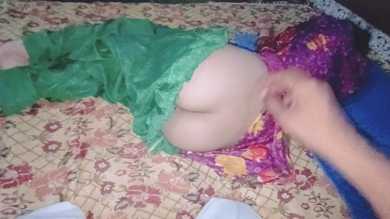 TomatoBig: Stepsis Was Fucked by Indian College Student