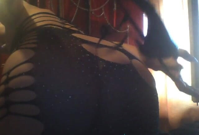 Dominatrix Redsonyja: Něco mě vyhodí, nemůžu žít Normálně poslouchej a podporu s touhle