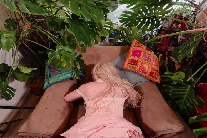 Erin Electra VR: Wife Pays Debt